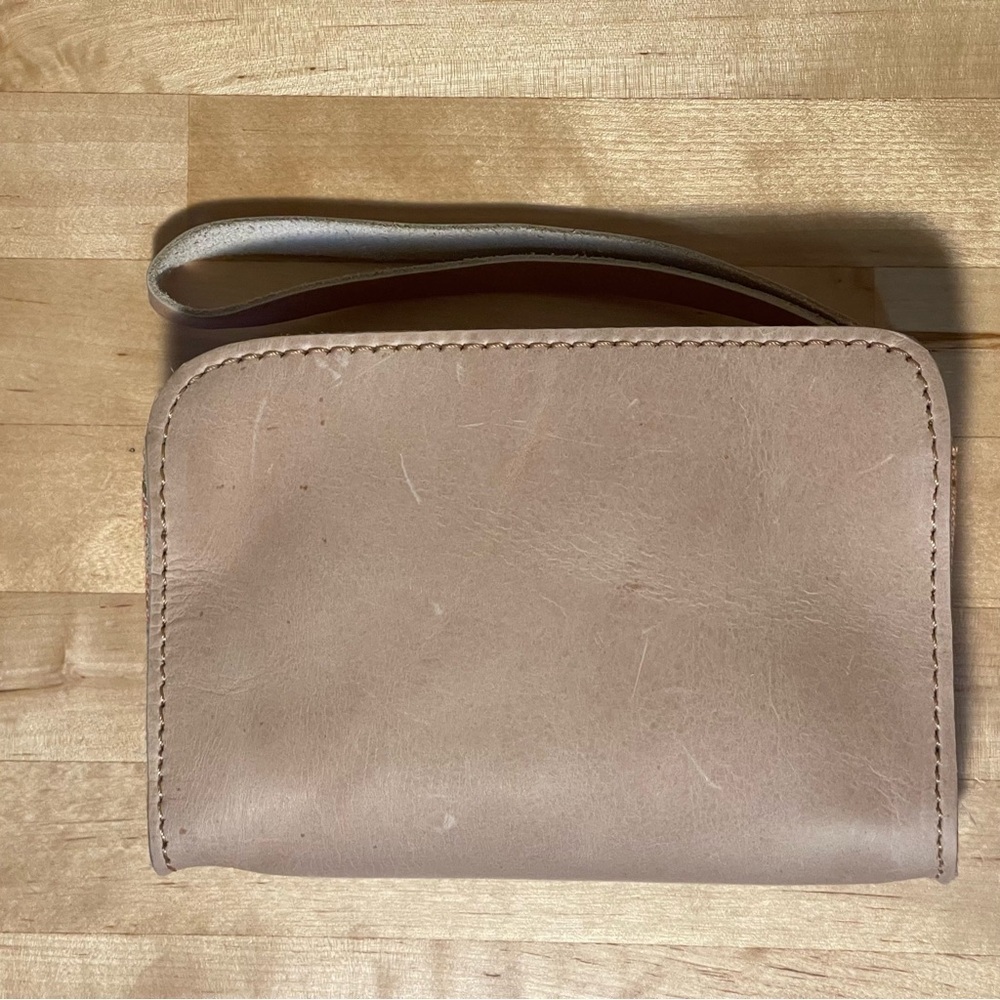 Biba Spanish Leather Zip Clutch - Picture 3 of 8